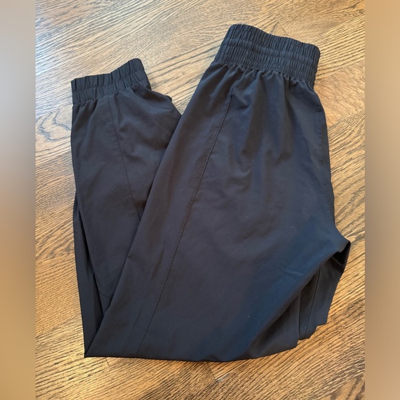 Abercrombie yfb travel joggers- good condition XS - Picture 2 of 3